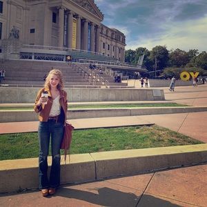 Meet your Posher, Melissa